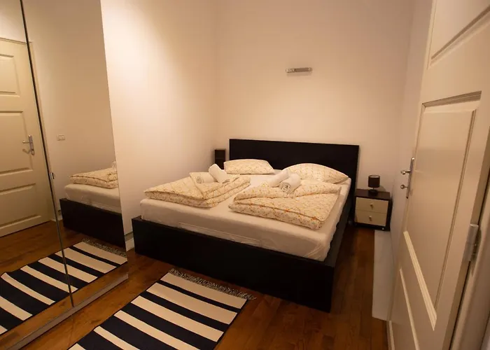 Alessia In The Old Town דירה *